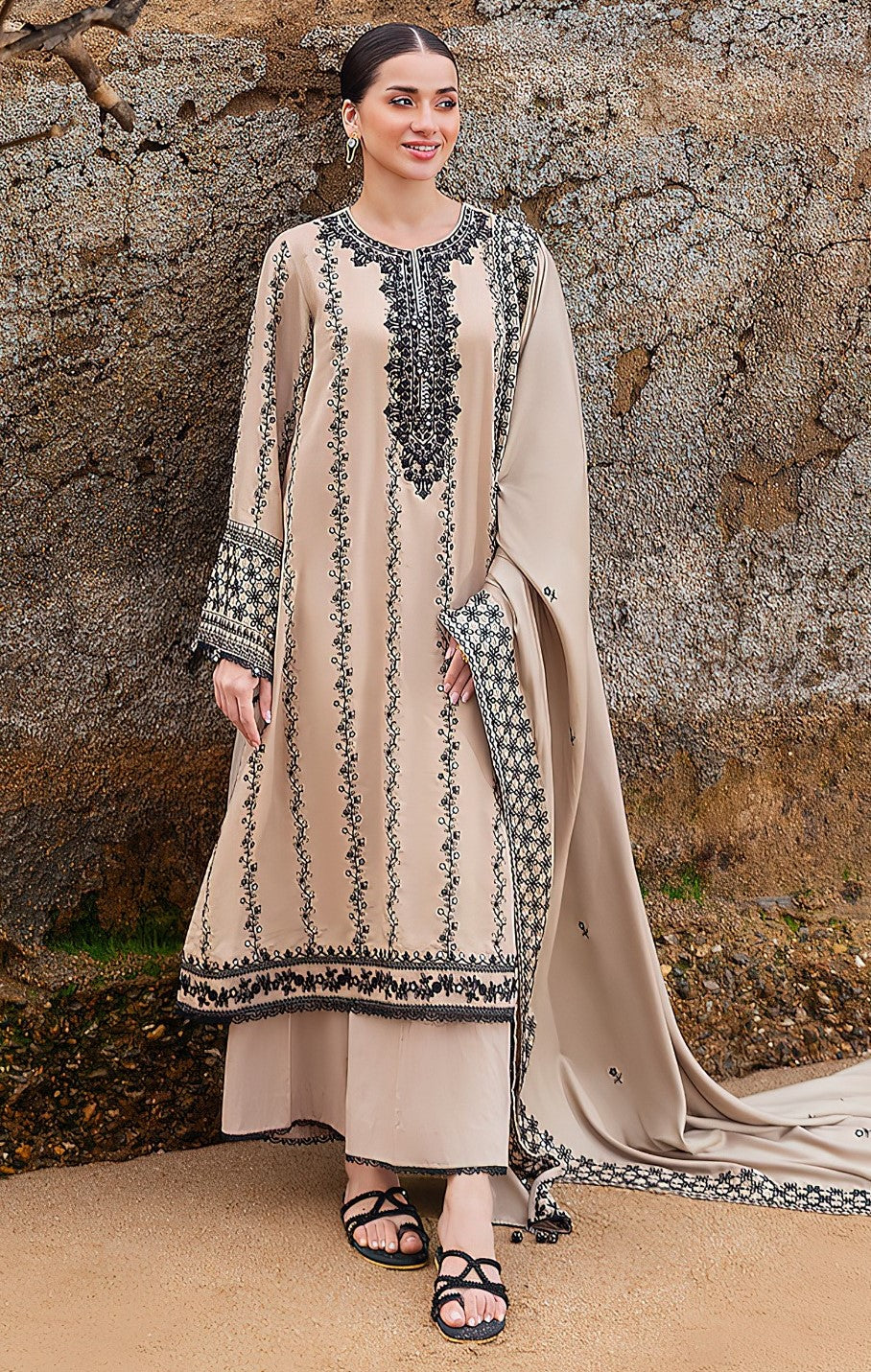 CROSS STICH / LAWN 3 PC FULL HEAVY EMB SUIT FOR SUMMER 2026 AND EID 2K26